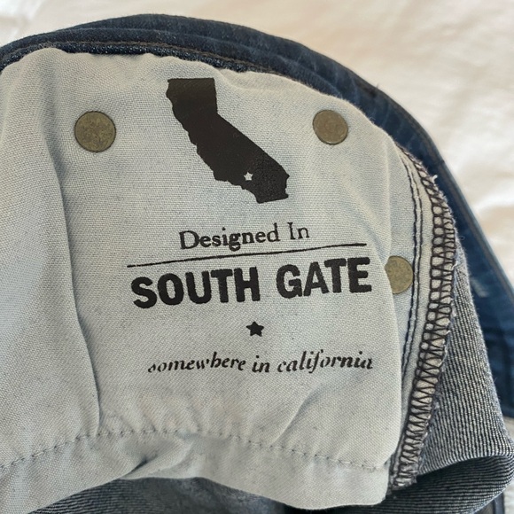 AG jeans prima ankle, cigarette ankle, size 25R - Picture 3 of 7